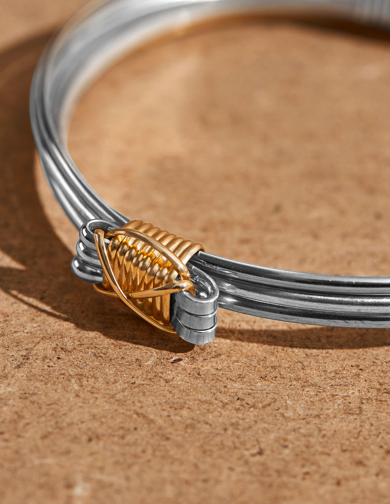 A Silver Bands 'Elephant Hair' Bracelet.